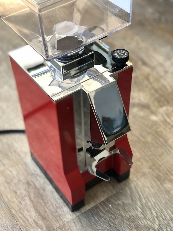 Eureka Mignon Silenzio 50 Espressomühle - Timer & sehr leise - Rot 16CR